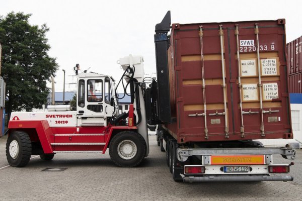 Photo of an 18 - 30 Tonne Svetruck Forklift