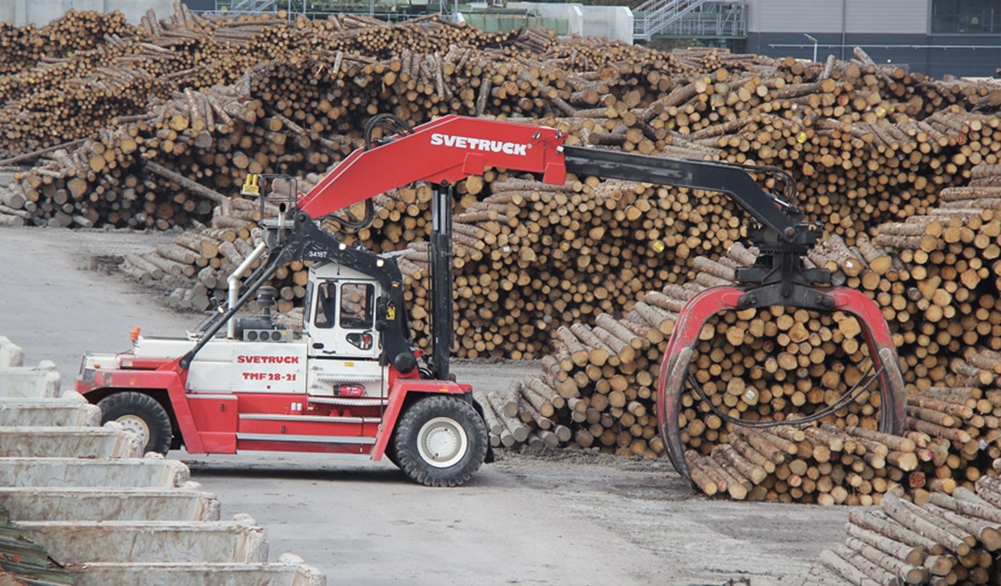 Photo of Svetruck Log Grabs and Log Stackers