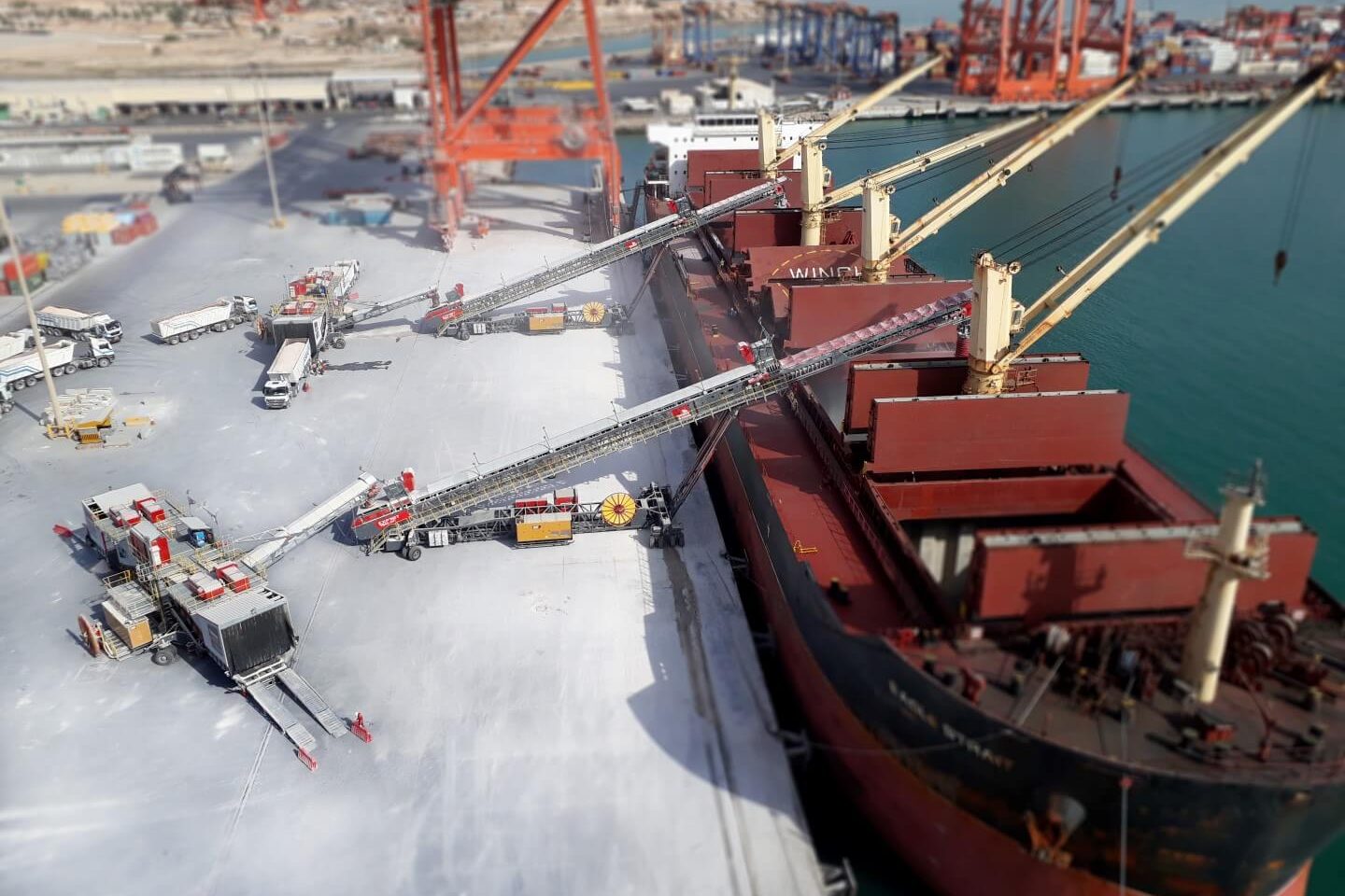 Image of Port of Salalah AWT Shiploading system