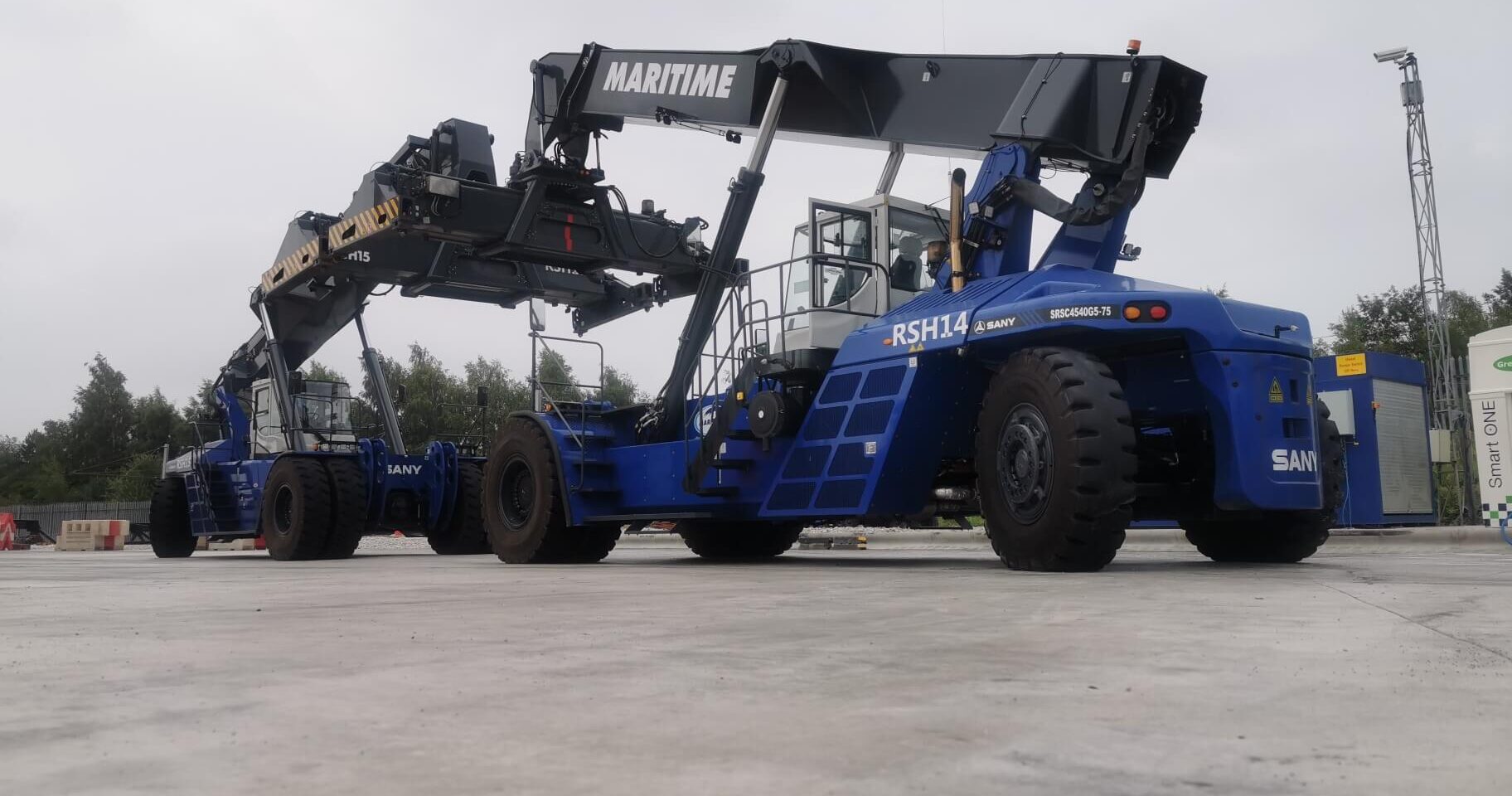 Maritime Transport Sany Reachstackers